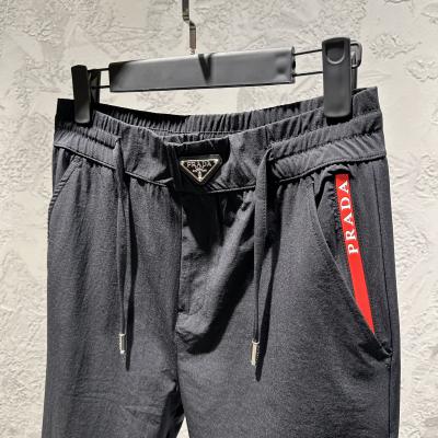 Prada Kırmızı Çizgili Siyah Jogger Pantolon