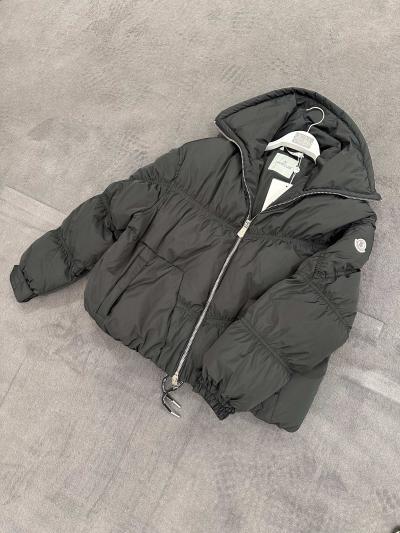 Moncler Siyah Şişme Mont