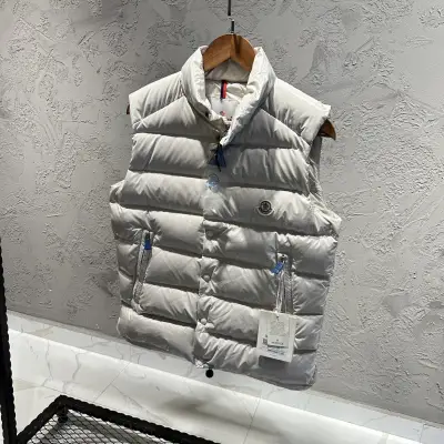 Moncler Beyaz Parlak Şişme Yelek