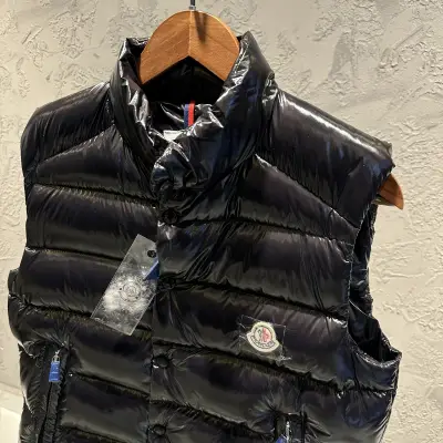 Moncler Siyah Parlak Yelek