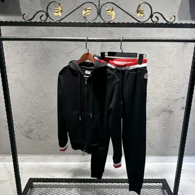 Moncler Siyah Eşofman Takımı