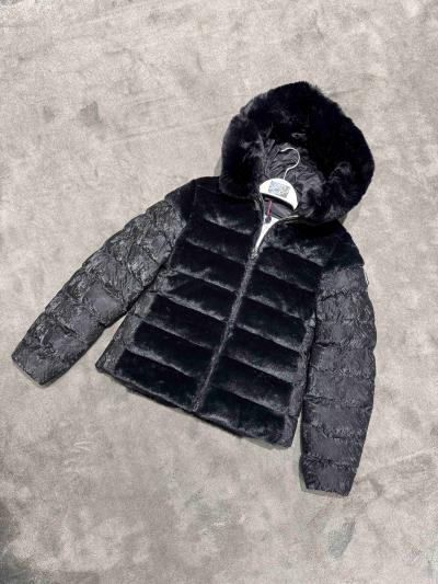 Moncler Peluş Detaylı Siyah Mont