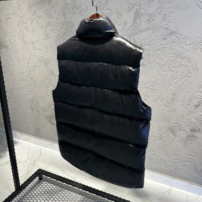 Moncler Çizgi Detaylı Yelek