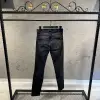 Amiri Siyah Yırtık Jeans