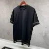 Louis Vuitton İnci Detaylı Siyah Tshirt