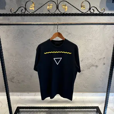 Prada Nakış Detaylı Siyah Tshirt