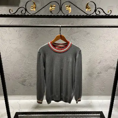 Burberry Grey Triko Kazak