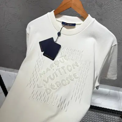 Louis Vuitton Beyaz İnci Detaylı Tshirt