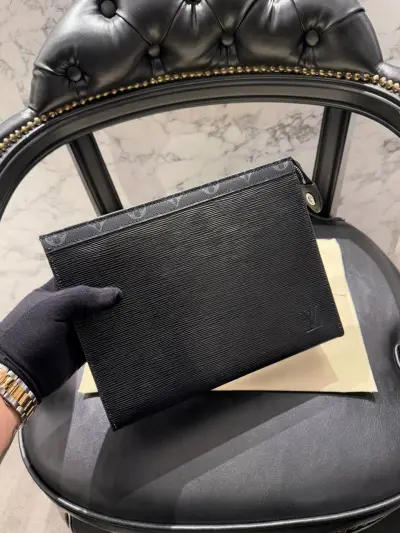 Louis Vuitton Grey Desenli Clutch