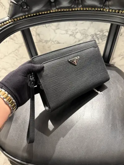 Prada Siyah Clutch