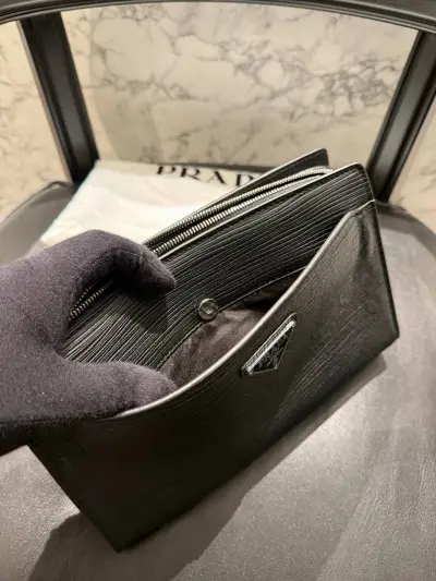 Prada Siyah Clutch