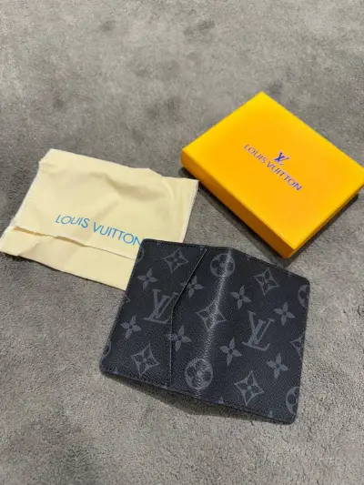 Louis Vuitton Siyah Deri Kartlık